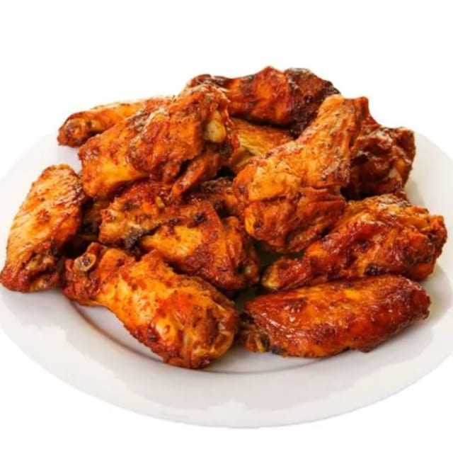 Alitas pica pica - spicy chicken wings.