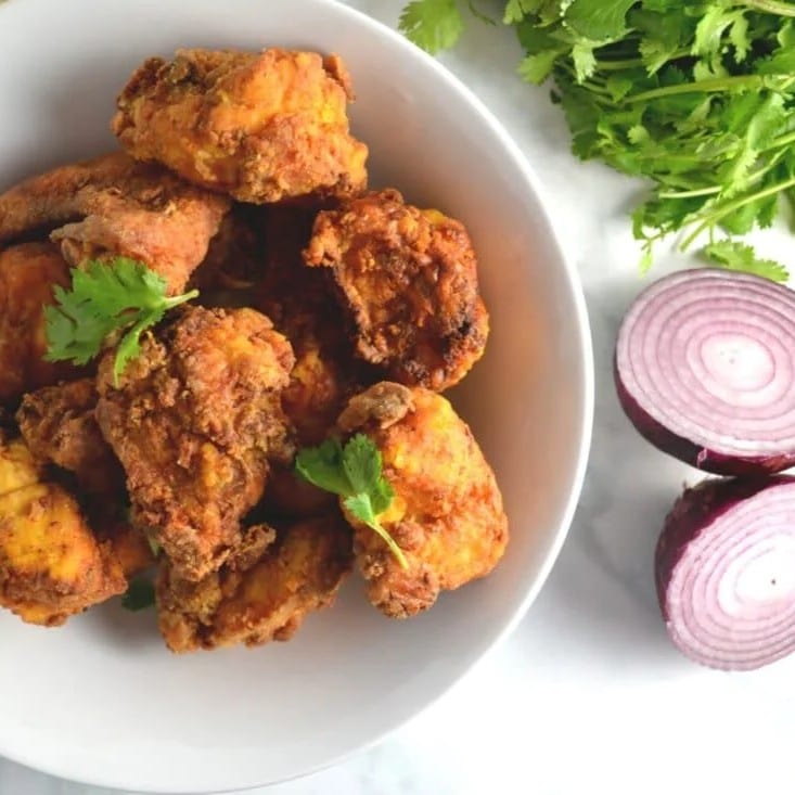 Chicharrones de Pollo 1/2 Tray.